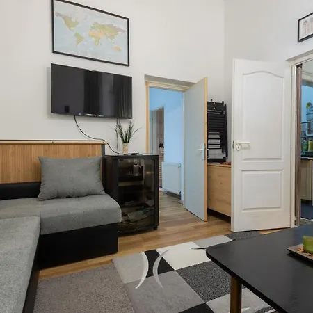 Inside Edge Βουδαπέστη