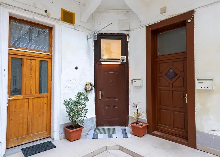 Inside Edge *